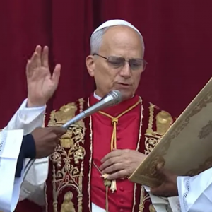 教宗良14世首度耶誕文告 籲俄烏拿出勇氣結束戰爭