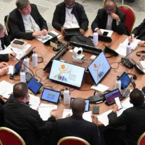 世界主教會議研究小組倡建新科技委員會